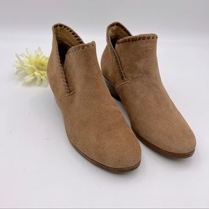 Jack Rogers Booties Sadie tan suede ankle  Size 5.5